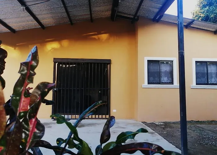 Casa Binisa Fresca Y Agradable